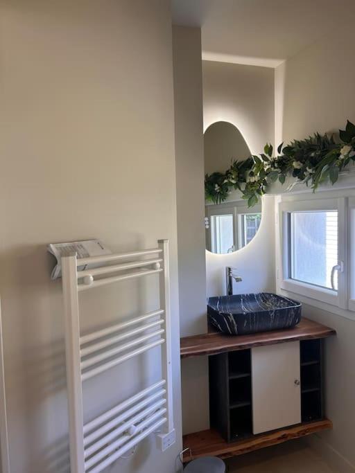 Holiday home Bas De - 300m De La Capte - 2 Hebergements Disponibles Hyeres