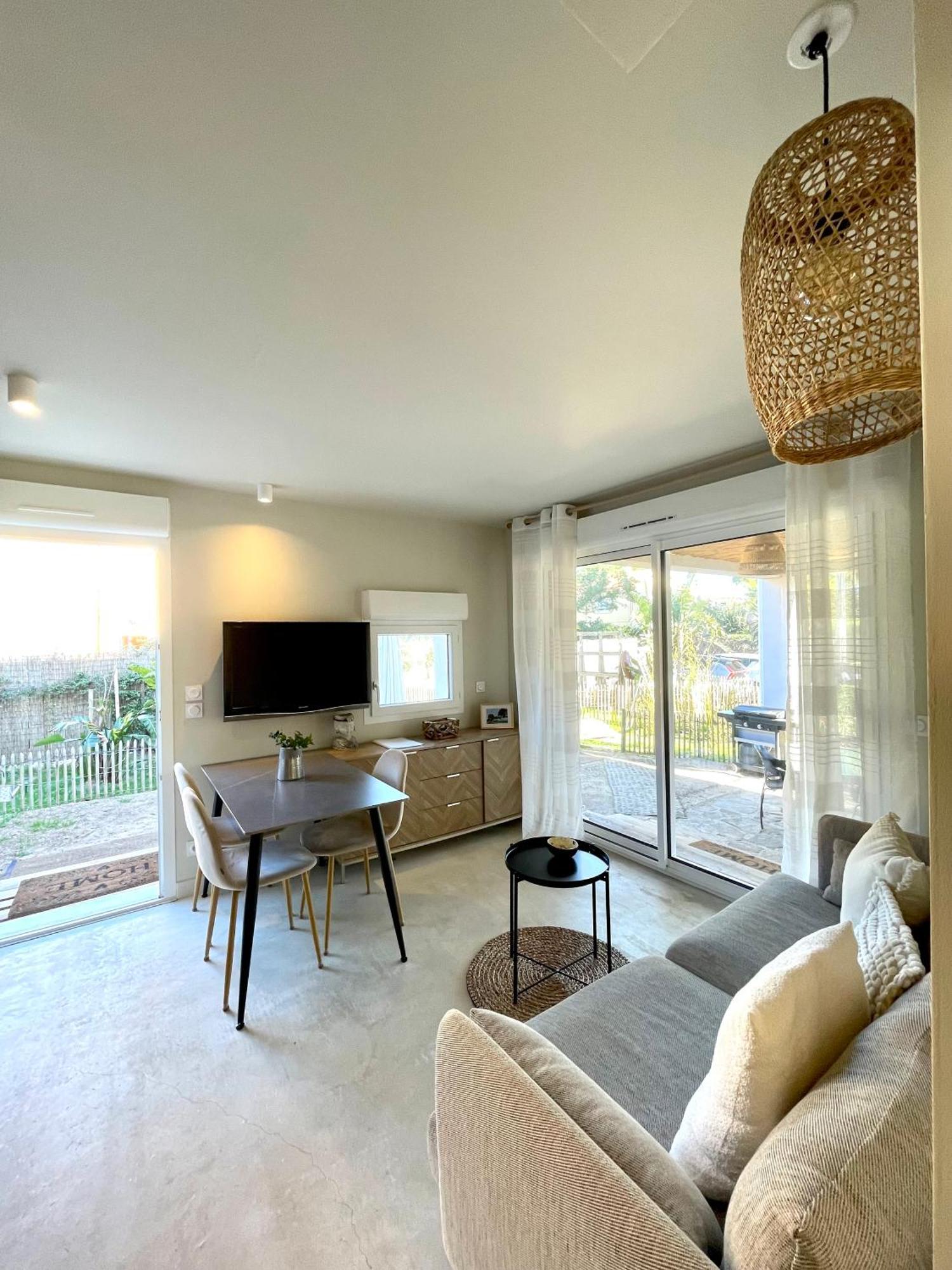 Holiday home Bas De - 300m De La Capte - 2 Hebergements Disponibles Hyeres